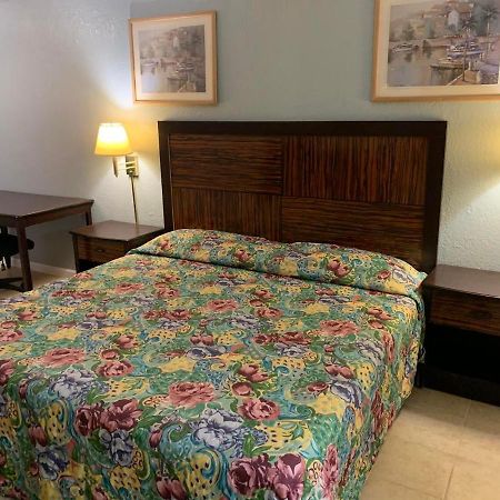 Executive Inn Mercedes Weslaco エクステリア 写真