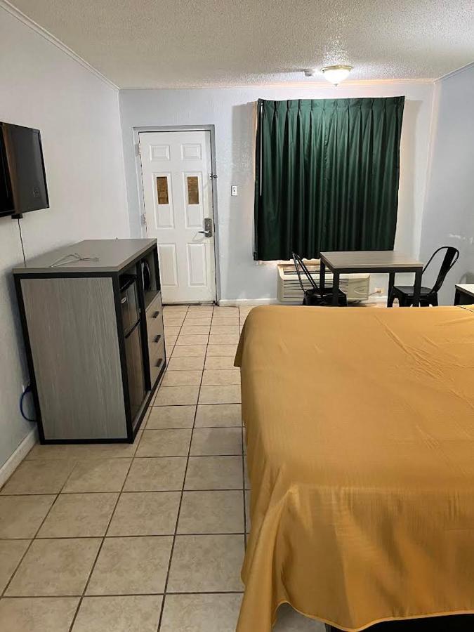 Executive Inn Mercedes Weslaco エクステリア 写真