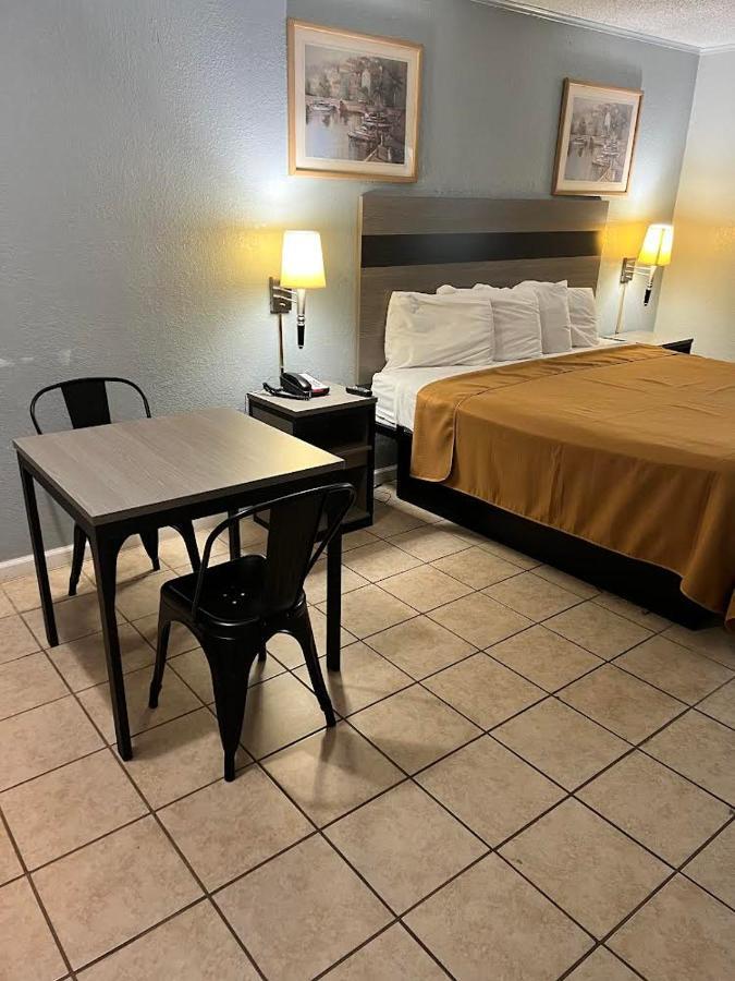 Executive Inn Mercedes Weslaco エクステリア 写真